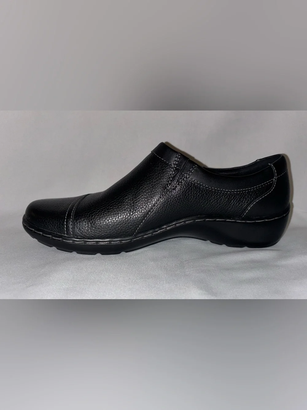 Clarks Women's Cora Giny Black Leather Loafers Size 7 New